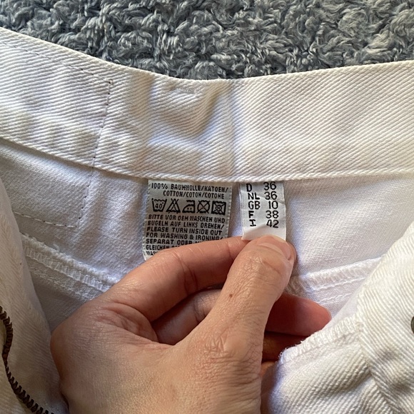 Arizona High-Rise White Denim Shorts - Picture 2 of 8